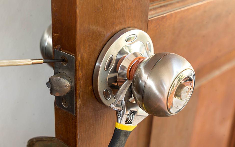 ouverture de porte serrurier Paris 4